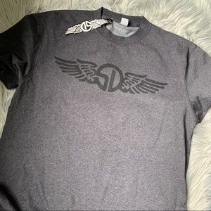 Men’s Straight Down Classic Tee - Large NWT